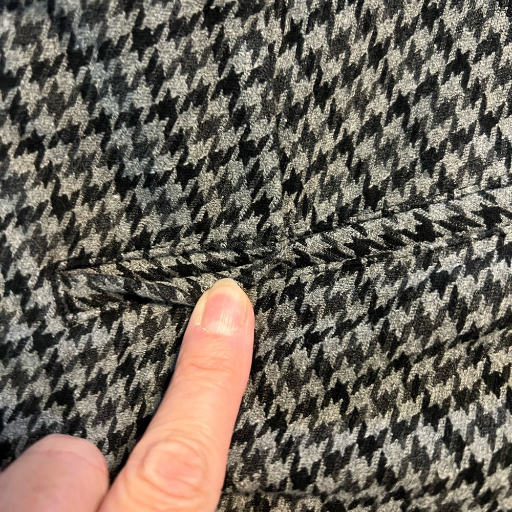 Chic Old Navy Houndstooth Patterned Pixie Pants - image 3